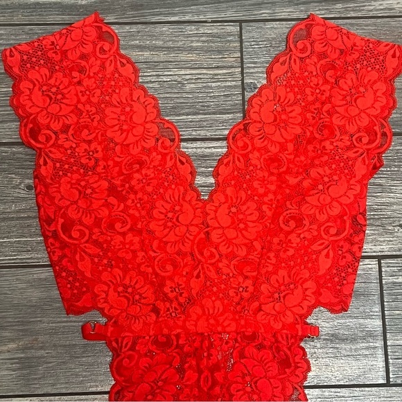 NWT Free People HAH Cut to the Chase Bodysuit XS Lace Lingerie Blood Orange Red - Picture 8 of 16